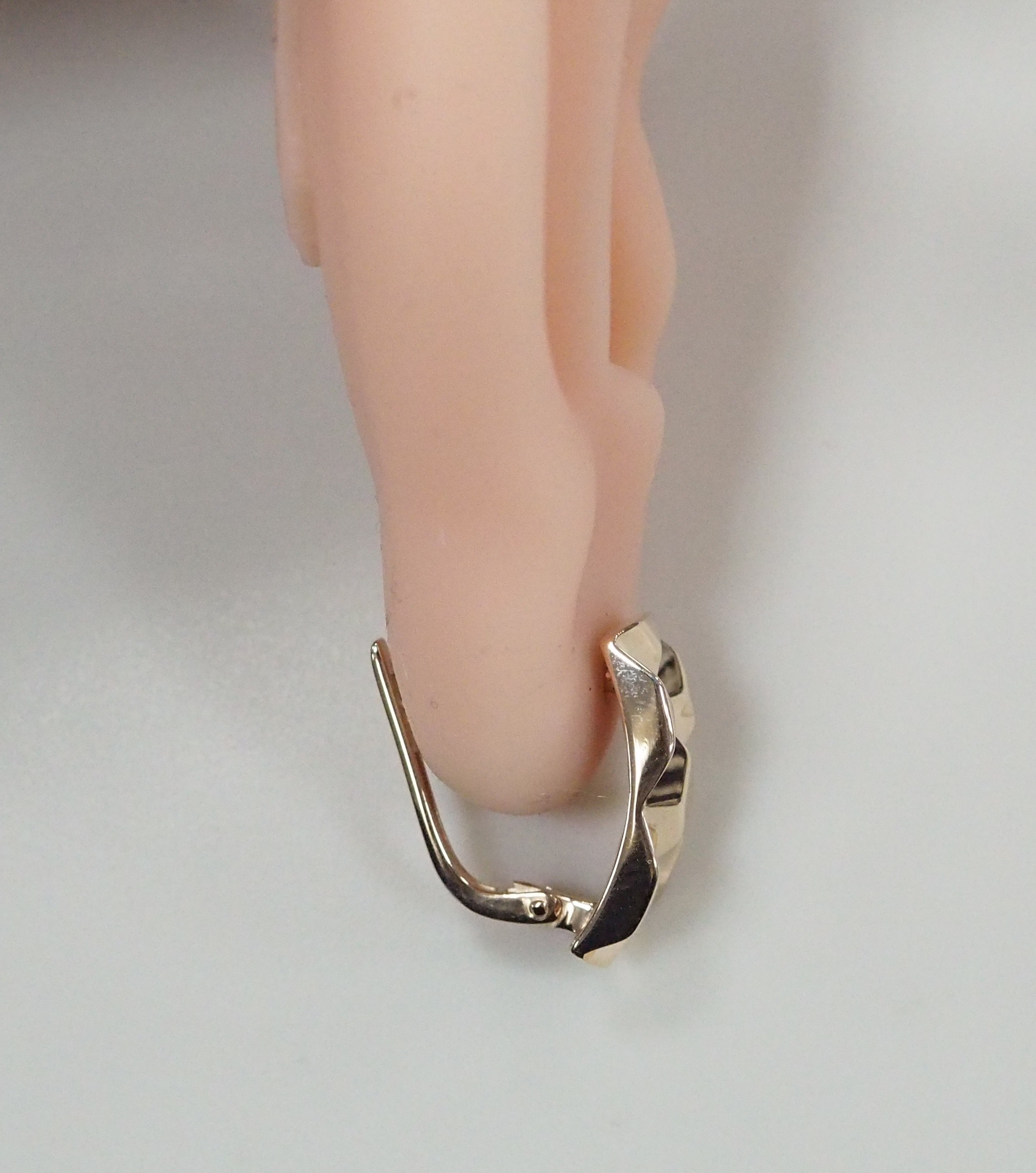 Серьги из золота